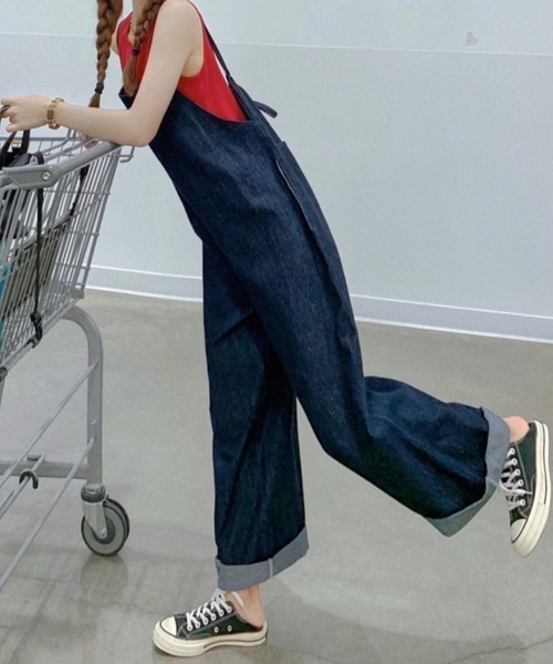 NANEA(ナネア)の「バックリボンインディゴデニムサロペット(サロペット/オーバーオール・レディース・インディゴブルー・SMALL/MEDIUM/LARGE)」の5枚目の写真