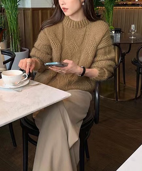 VitaFelice（ヴィータフェリーチェ）の「ケーブル編みニット プルオーバー 【長袖】（ニット/セーター・レディース・ピンク/ブルー/ベージュ/ブラウン・FREE）」の8枚目の写真