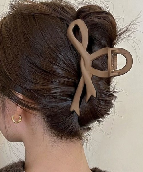CELINE ルソワール リボン ヘアクリップ　バレッタ セール】リボンヘアクリップ（バレッタ/ヘアクリップ）｜LAC-VERT
