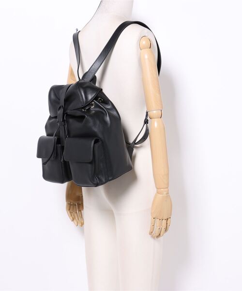 FURLA（フルラ）の「FURLA FLOW L BACKPACK（バックパック/リュック・レディース・ブラック・ONE SIZE）」の5枚目の写真