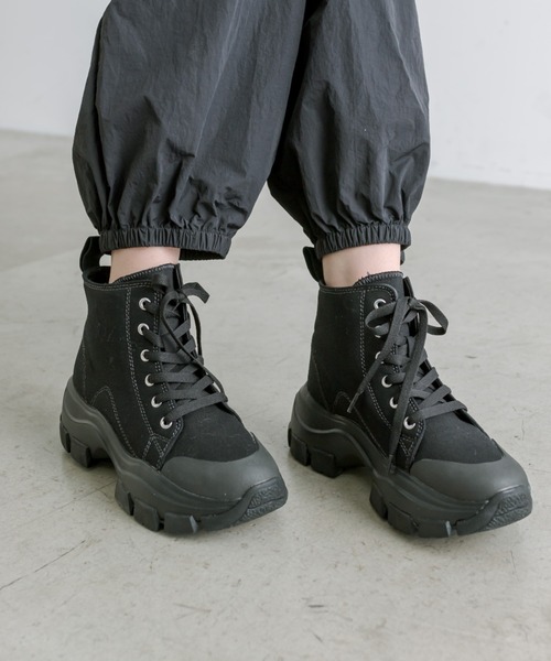 OLIVE des OLIVE（オリーブデオリーブ）の「【S/M/Lサイズ展開】ハイカットスニーカー　1041130030（スニーカー・レディース・ブラック/オフホワイト/ブラック系その他・SMALL/MEDIUM/LARGE）」の10枚目の写真