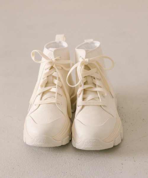 OLIVE des OLIVE（オリーブデオリーブ）の「【S/M/Lサイズ展開】ハイカットスニーカー　1041130030（スニーカー・レディース・ブラック/オフホワイト/ブラック系その他・SMALL/MEDIUM/LARGE）」の19枚目の写真