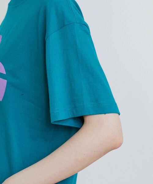 FRAPBOIS(フラボア)の「パークマークT(Tシャツ/カットソー・レディース・ブラック/エメラルド/ネイビー/イエロー/ホワイト・2/1)」の17枚目の写真