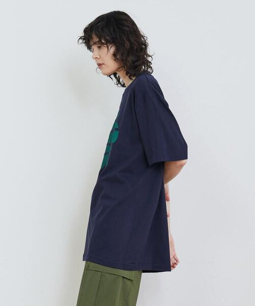 FRAPBOIS(フラボア)の「パークマークT(Tシャツ/カットソー・レディース・ブラック/エメラルド/ネイビー/イエロー/ホワイト・2/1)」の20枚目の写真