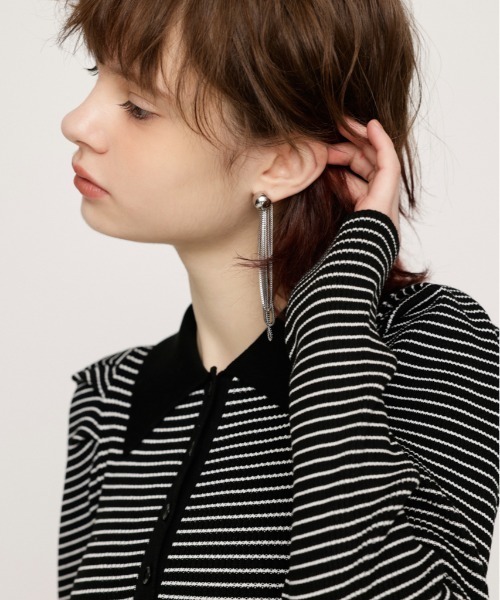 SLY(スライ)の「TRIPLE CHAIN P/EARRING トリプル チェーン ピアス(ピアス(両耳用)・レディース・ゴールド/シルバー・FREE)」の7枚目の写真