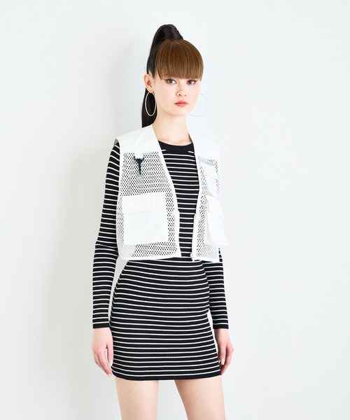 ANNA SUI NYC（アナ スイ エヌ ワイ シー）の「ANNA SUI NYC ショートフィッシングベスト（ベスト・レディース・ブラック/ホワイト/ベージュ・FREE）」の11枚目の写真