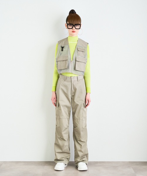 ANNA SUI NYC（アナ スイ エヌ ワイ シー）の「ANNA SUI NYC ショートフィッシングベスト（ベスト・レディース・ブラック/ホワイト/ベージュ・FREE）」の16枚目の写真