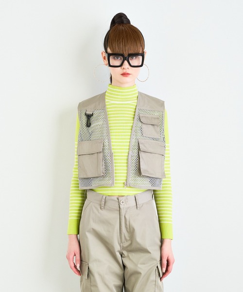 ANNA SUI NYC（アナ スイ エヌ ワイ シー）の「ANNA SUI NYC ショートフィッシングベスト（ベスト・レディース・ブラック/ホワイト/ベージュ・FREE）」の20枚目の写真