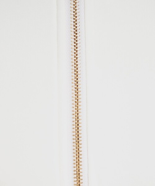 ITS'DEMO（イッツデモ）の「◆【シルエットきれい／フェミニン派にもおすすめ／サステナブル／リサイクルポリエステル使用】ダンボールパーカー（パーカー・レディース・ホワイト/グリーン系/ベビーピンク/ナチュラル・00）」の8枚目の写真