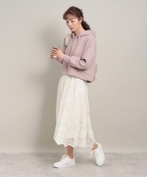 ITS'DEMO（イッツデモ）の「◆【シルエットきれい／フェミニン派にもおすすめ／サステナブル／リサイクルポリエステル使用】ダンボールパーカー（パーカー・レディース・ホワイト/グリーン系/ベビーピンク/ナチュラル・00）」の19枚目の写真