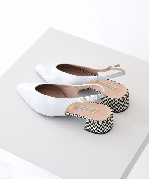 inter-chaussures(インターショシュール)の「【INTER-CHAUSSURES】ポインテッドトウVカットバックバンド(I41302)(パンプス・レディース・ブラック系その他/ホワイト系その他・36/37/38/39/35)」の6枚目の写真