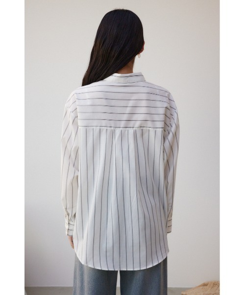 AZUL by moussy(アズールバイマウジー)の「ベーシックオーバーシャツ(シャツ/ブラウス・レディース・サックスブルー/オフホワイト/ブルー系その他/ホワイト系その他・FREE)」の20枚目の写真