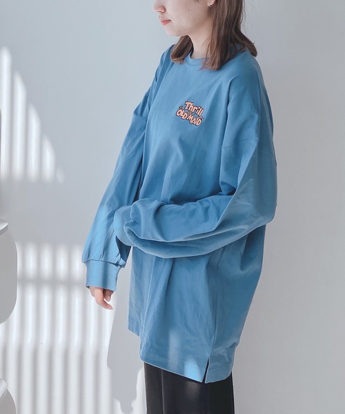 AS KNOW AS plus(アズノゥアズプラス)の「◎レトロキッズ オーバーサイズ 刺繍ロゴロンT(Tシャツ/カットソー・レディース・ブルー/オフホワイト/オートミール/スミクロ/ホワイト系2/ブラック系2/ブルー系2/ベージュ系2・FREE)」の18枚目の写真