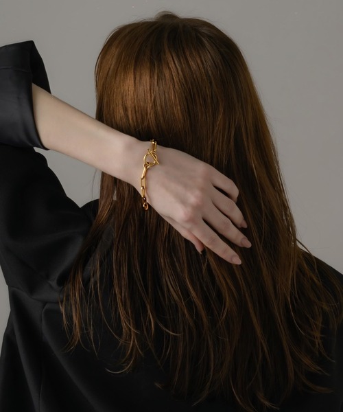 muku（ムク）の「金属アレルギー対応　2wayマンテルチェーンブレスレット/サージカルステンレス/316L（ブレスレット・レディース・シルバー/ゴールド・FREE）」の5枚目の写真