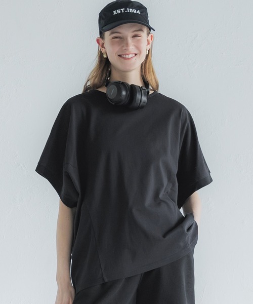coca(coca)(コカ)の「【WEB限定セール】ボートネックドルンマンTシャツ(Tシャツ/カットソー・レディース・ホワイト/ブラック/グレイッシュベージュ・M/L)」の2枚目の写真