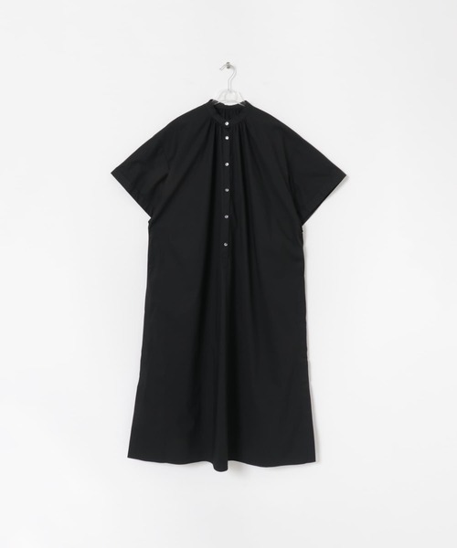 LAATO(ラート)の「wide sleeve one piece(ワンピース・レディース・ブラック/グリーン・FREE)」の2枚目の写真