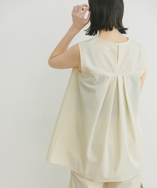 『セットアップ対応』『撥水/UVカット』ストレッチVネックプルオーバー