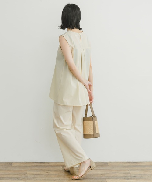 『セットアップ対応』『撥水/UVカット』ストレッチVネックプルオーバー