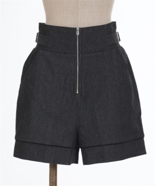 axes femme POETIQUE(アクシーズファムポエティック)の「ベルトデザインショートパンツ(デニムパンツ・レディース・キナリ/ブラック/インディゴブルー・MEDIUM)」の13枚目の写真
