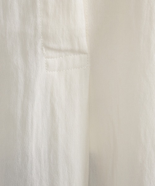 FOUND GOOD(ファウンドグッド)の「レーヨンナイロンスキッパーシャツ(シャツ/ブラウス・レディース・グリーン系5/ホワイト系5/ブラウン系5/ブラック/アイボリー・S/M/L)」の8枚目の写真