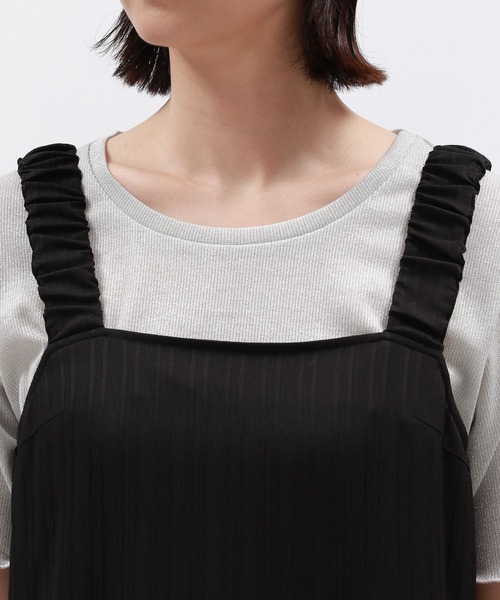 LAKOLE(ラコレ)の「肩フリルドビーワンピース / 126889(ワンピース・レディース・アイボリー/ブラック/ベージュ・MEDIUM/SMALL)」の8枚目の写真