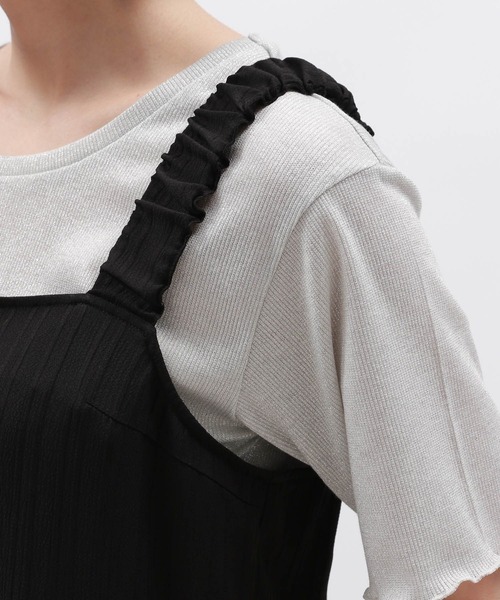 LAKOLE(ラコレ)の「肩フリルドビーワンピース / 126889(ワンピース・レディース・アイボリー/ブラック/ベージュ・MEDIUM/SMALL)」の9枚目の写真