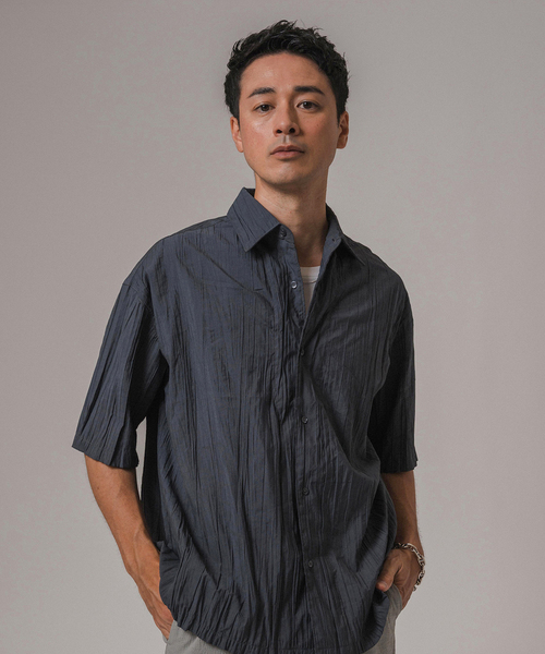 EDIFICE（エディフィス）の「クリンクル ローン オープンカラー半袖シャツ（シャツ/ブラウス・メンズ・サックスブルー/ネイビー/チャコールグレー/オレンジ系その他・SMALL/MEDIUM/LARGE）」の2枚目の写真