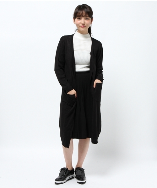 PUNYUS（プニュズ）の「ロングカーディガン（カーディガン/ボレロ・レディース・ダークグレー/ワイン/ブラック/カーキ・3/2/4/1）」の2枚目の写真