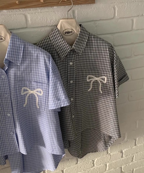 LYEON（リヨン）の「レースリボン刺繍チェックシャツ（シャツ/ブラウス・レディース・ブラック/ベージュ/ブルー・FREE）」の11枚目の写真