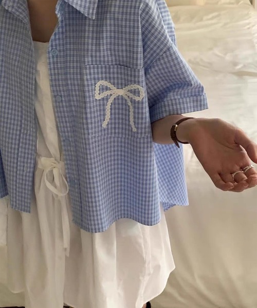 LYEON（リヨン）の「レースリボン刺繍チェックシャツ（シャツ/ブラウス・レディース・ブラック/ベージュ/ブルー・FREE）」の13枚目の写真