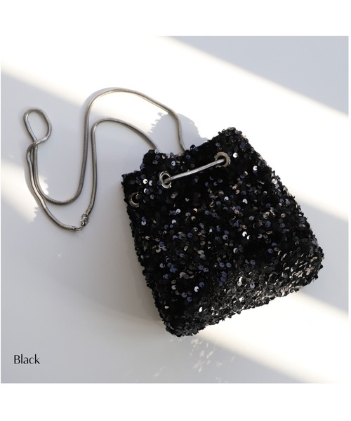 Cupid Heart(キューピッドハート)の「【Cupid Heart】結婚式用!巾着風スパンコールパーティーバッグ(ショルダーバッグ・レディース・グレー系その他/マルチ/シルバー/ブラック・MEDIUM)」の2枚目の写真