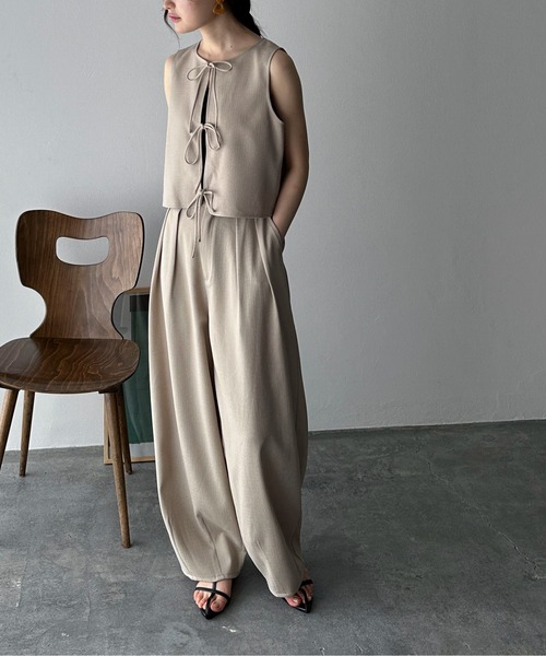 feepur（フェピュール）の「【セットアップ可】コンフォートツイードリボンベスト（ベスト・レディース・ベージュ/グレー/アイボリー/ブラウン・MEDIUM）」の12枚目の写真