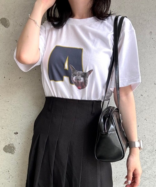 cuorequal(クオレコール)の「BIGシルエット半袖Tシャツ(Tシャツ/カットソー・レディース・ホワイト・MEDIUM/LARGE)」の1枚目の写真