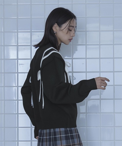 miette(ミエット)の「配色リボンニットカーディガン(カーディガン/ボレロ・レディース・ライトベージュ/ブラック/グレー・FREE)」の5枚目の写真