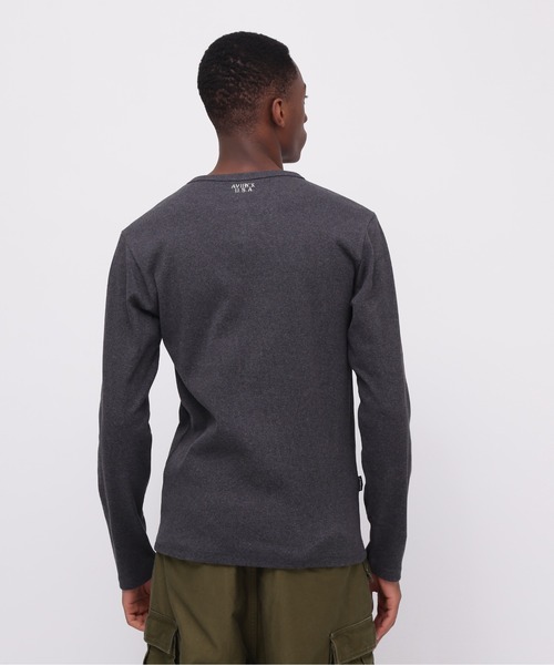 AVIREX（アヴィレックス）の「《DAILY/デイリー》RIB LONGSLEEVE CREW NECK T-SHIRT / リブ 長袖 クルーネック Tシャツ デイリーウェア / AVIREX / アヴィレックス（Tシャツ/カットソー・メンズ・ロイヤルブルー/チャコール/グレー/ホワイト/ブラック・SMALL/X-LARGE/LARGE/MEDIUM）」の17枚目の写真