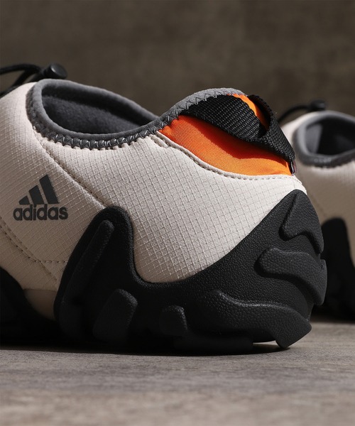 adidas(アディダス)の「adidas RADLANDER MOC IF9462(スニーカー・メンズ・ベージュ・26.5cm/27cm/28cm/27.5cm)」の3枚目の写真