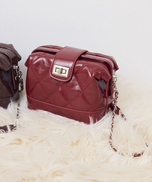 ems excite（エムズエキサイト）の「キルトガマグチショルダーBAG（ショルダーバッグ・レディース・ブラック/ブラウン/レッド・ONE SIZE）」の10枚目の写真