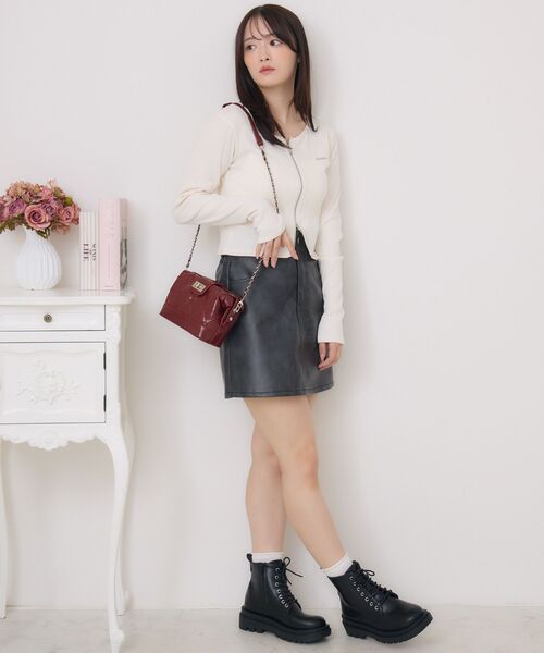 ems excite（エムズエキサイト）の「キルトガマグチショルダーBAG（ショルダーバッグ・レディース・ブラック/ブラウン/レッド・ONE SIZE）」の13枚目の写真