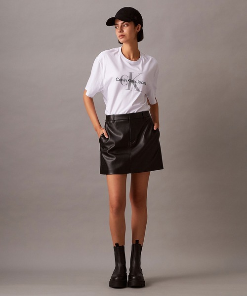 Calvin Klein（カルバン・クライン）の「【ユニセックス】ショートスリーブ モノグラムロゴTシャツ（Tシャツ/カットソー・メンズ・ブラック/グレー/ホワイト・M/S）」の16枚目の写真