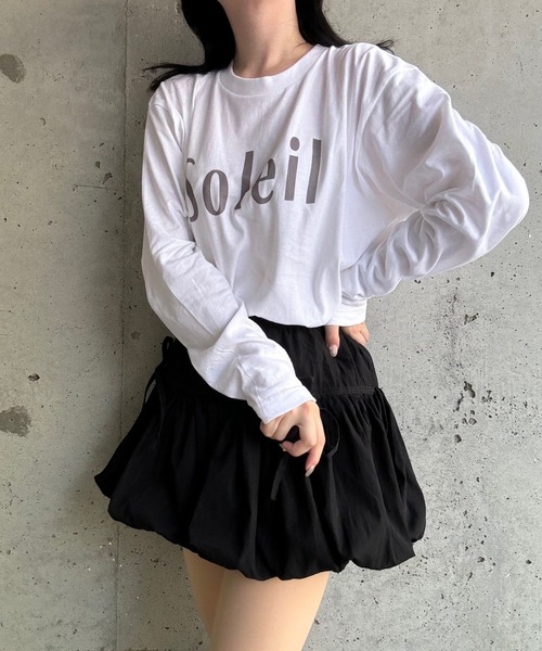 cuorequal(クオレコール)の「ロゴプリントロングTシャツ(Tシャツ/カットソー・レディース・ホワイト・MEDIUM)」の1枚目の写真