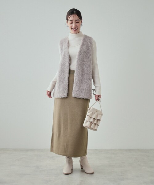 SHOO・LA・RUE（シューラルー）の「すっきりIライン ニットナロースカート（スカート・レディース・ブラック/ブラウン系・01/02/03/04）」の9枚目の写真