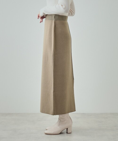 SHOO・LA・RUE（シューラルー）の「すっきりIライン ニットナロースカート（スカート・レディース・ブラック/ブラウン系・01/02/03/04）」の12枚目の写真