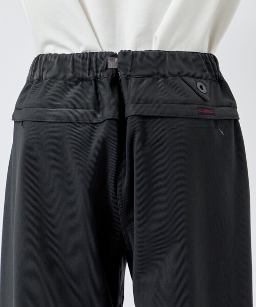 WHITE MOUNTAINEERING(ホワイトマウンテニアリング)の「【White Mountaineering/ ホワイトマウンテニアリング】×GRAMICCI CORDUROY 3 TUCK PANTS(カーゴパンツ・メンズ・ブラック/ダークグレー・0/1/2/3)」の15枚目の写真