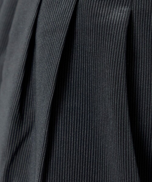WHITE MOUNTAINEERING(ホワイトマウンテニアリング)の「【White Mountaineering/ ホワイトマウンテニアリング】×GRAMICCI CORDUROY 3 TUCK PANTS(カーゴパンツ・メンズ・ブラック/ダークグレー・0/1/2/3)」の19枚目の写真