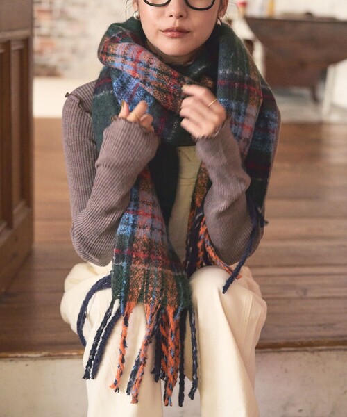 FREAK'S STORE(フリークスストア)の「ブークレチェックマフラー(マフラー・レディース・グリーン/ネイビー・ONE SIZE)」の7枚目の写真