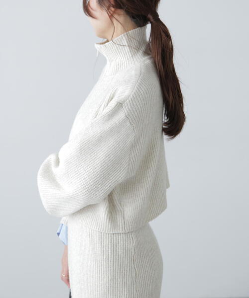 FREE'S MART（フリーズマート）の「ハーフジップニット×ナロースカートセットアップ（ワンピース・レディース・グレー/カーキ/ホワイト・SMALL/MEDIUM）」の5枚目の写真