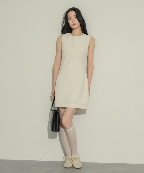 NEUNA(ヌナ)の「【NEUNA ORIGINAL】SHEER SNEAKER(スニーカー・レディース・ブラック/アイボリー・SMALL/LARGE/MEDIUM)」の12枚目の写真