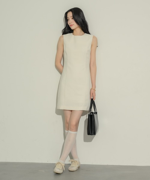 NEUNA(ヌナ)の「【NEUNA ORIGINAL】SHEER SNEAKER(スニーカー・レディース・ブラック/アイボリー・SMALL/LARGE/MEDIUM)」の13枚目の写真