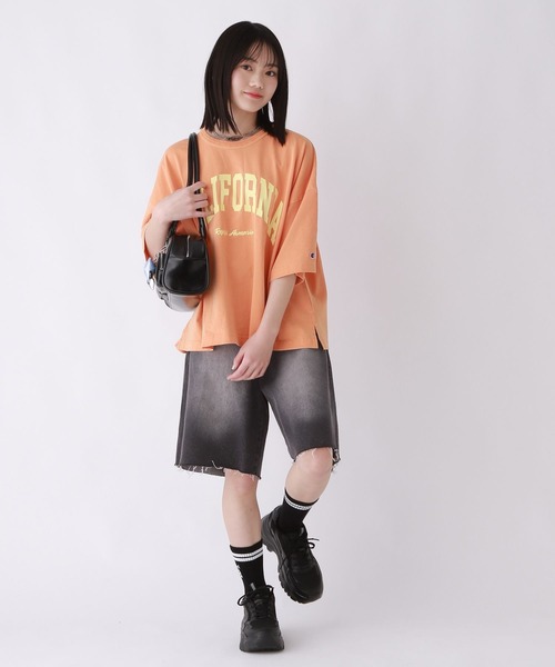 repipi armario(レピピ アルマリオ)の「デニムハーフパンツ(デニムパンツ・キッズ・ブラック系その他/ブルー系その他/ライトブルー/ブルー系その他2/ブラック系その他2・LARGE/MEDIUM/SMALL)」の6枚目の写真