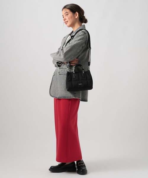 [500mlのペットボトルも入る]ロゴハンドルキルトミニショルダーバッグ（ショルダーバッグ）｜BAYFLOW（ベイフロー）